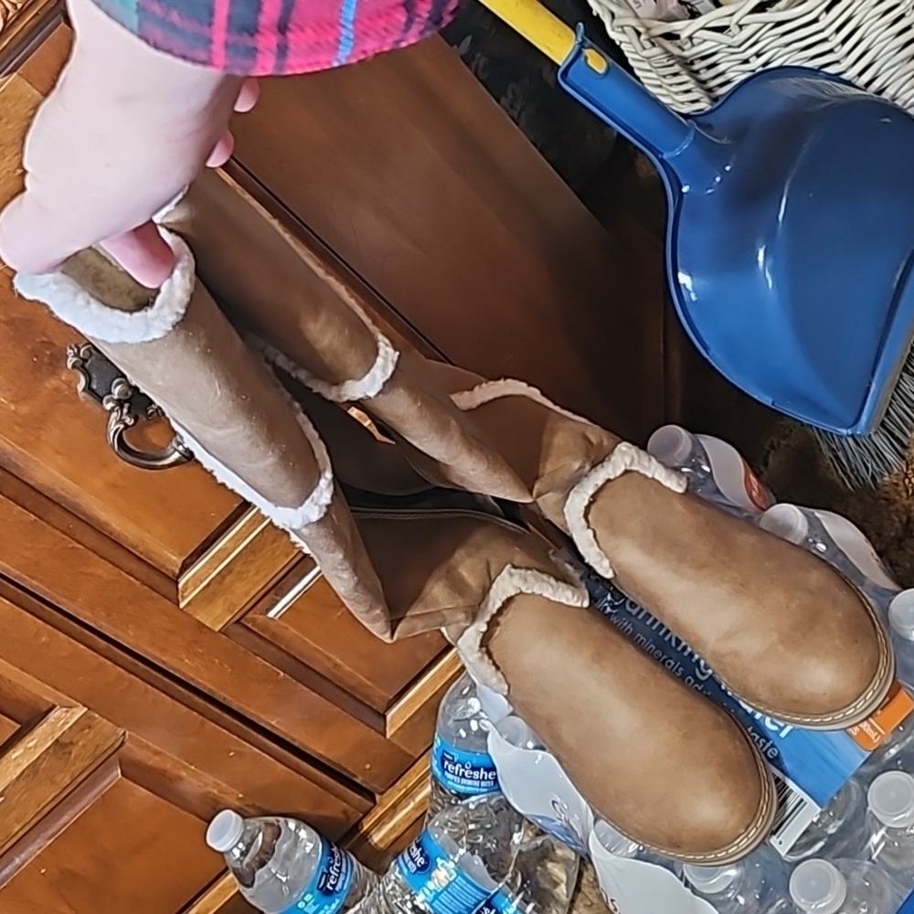 Over the knee sherpa lined boots